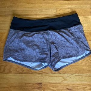 Lululemon size 8 4” runner shorts-worn once